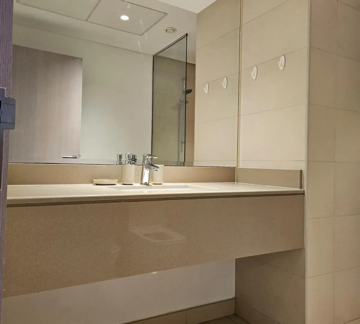 1Br Apartment In Yas Island Close To Theme Parks And Formula 1 Abu Dhabi