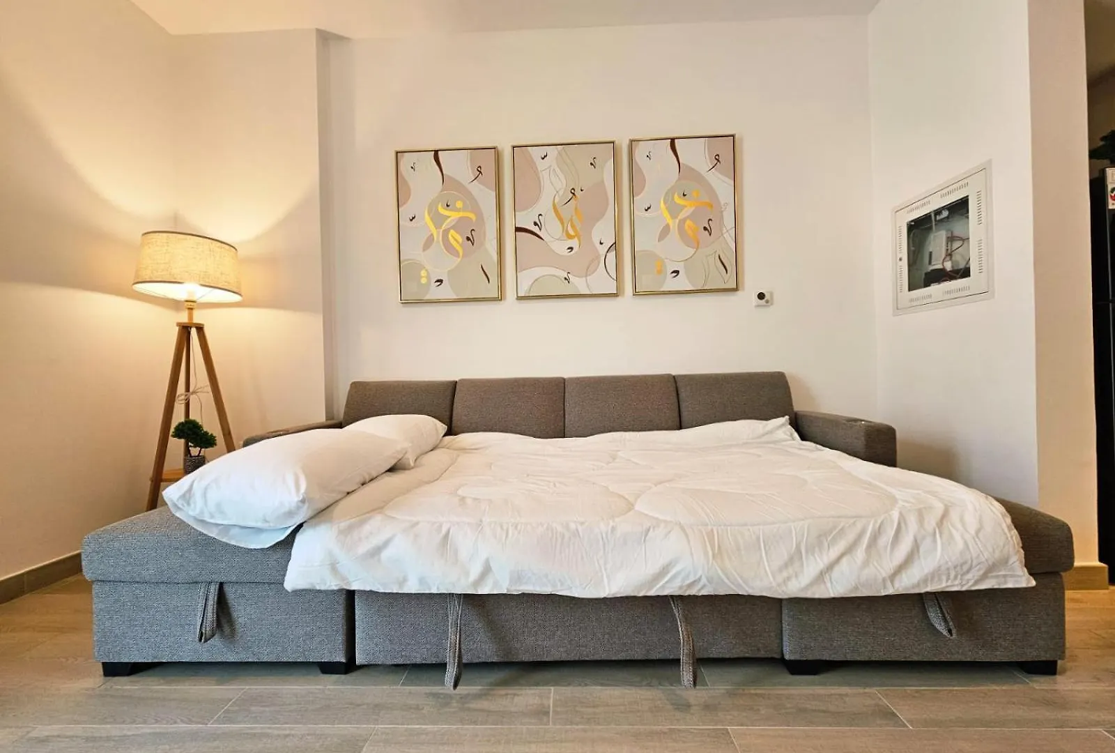 1Br Apartment In Yas Island Close To Theme Parks And Formula 1 Abu Dhabi United Arab Emirates